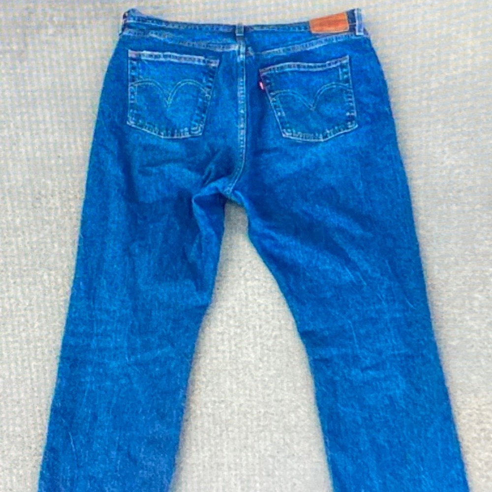 Levi's Classic Blue Straight Jeans